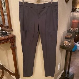 ATHLETA Women Gray Pants Size 16 Tall